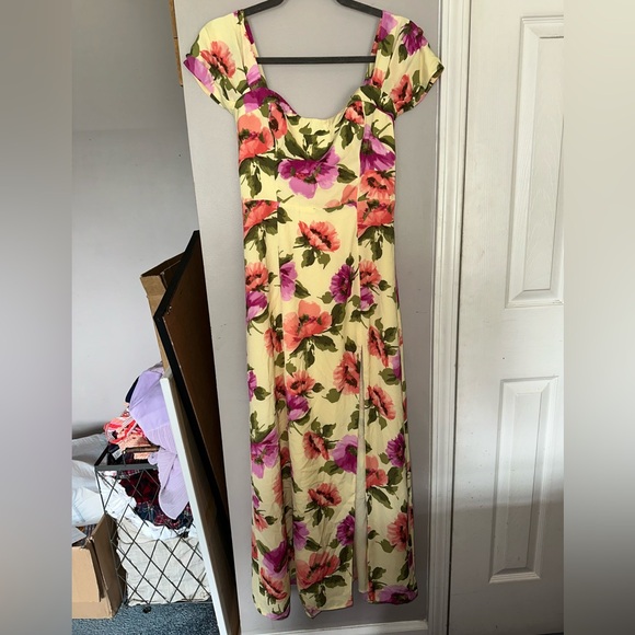 A&F Camille Off-The-Shoulder Maxi Dress - Picture 3 of 4